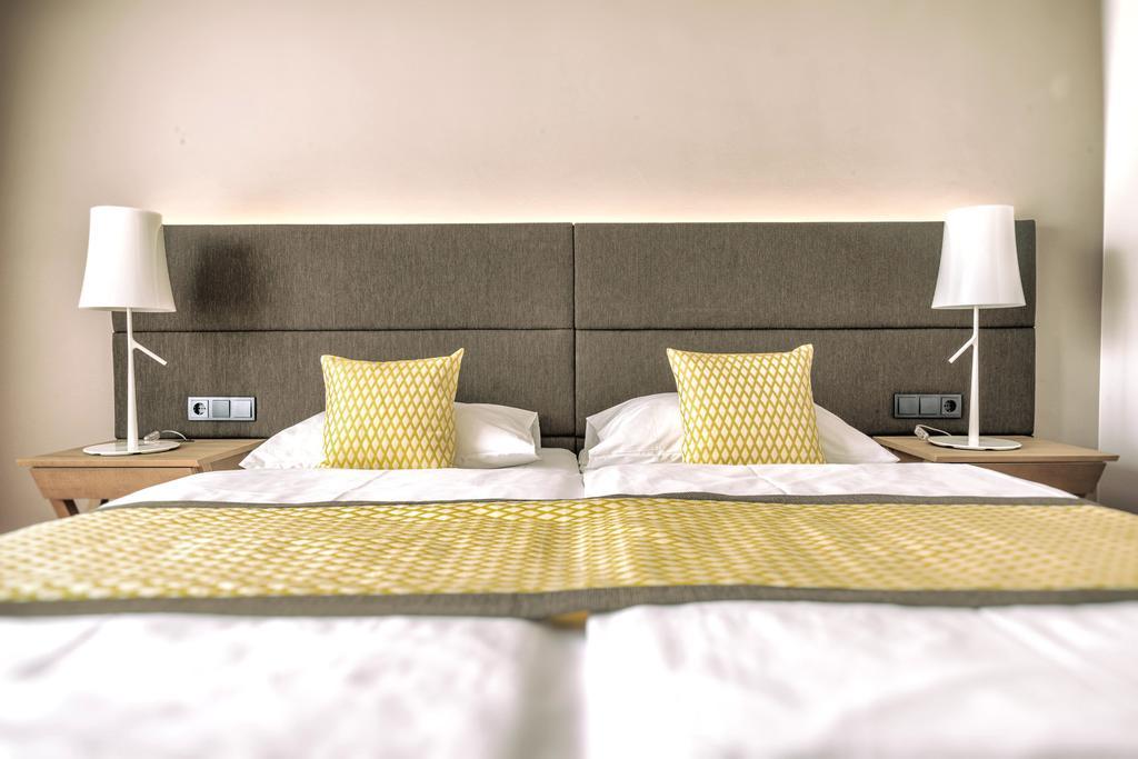 Hotel Turmhof กุมพอลด์สเคียร์เคน ห้อง รูปภาพ