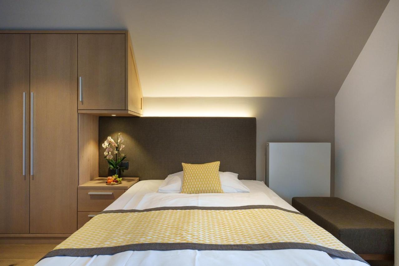 Hotel Turmhof กุมพอลด์สเคียร์เคน ภายนอก รูปภาพ